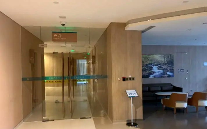 簡歐式設計醫(yī)院鋼質(zhì)病房門，帶你體驗現(xiàn)代歐式的格調(diào)